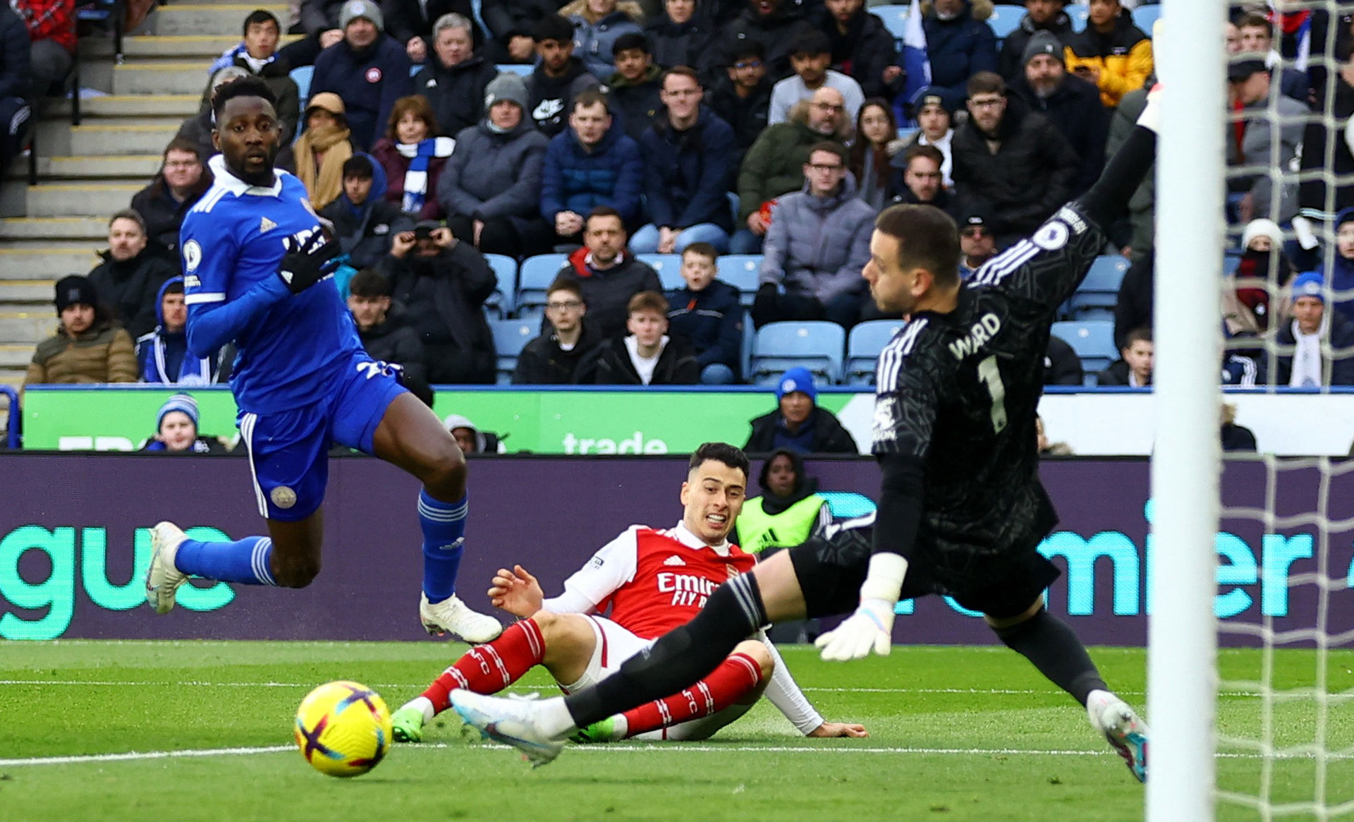 用实际行动 用实际行动